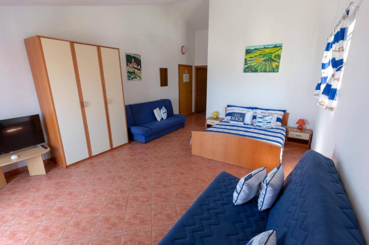 Apartments Elena Tučepi Exteriér fotografie